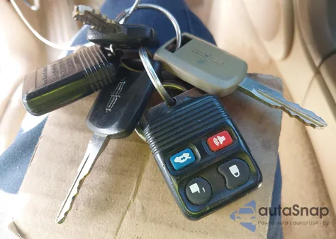 2006 Lincoln Ls V8 z USA, uszkodzony, nr VIN 1LNFM87AX6Y600512